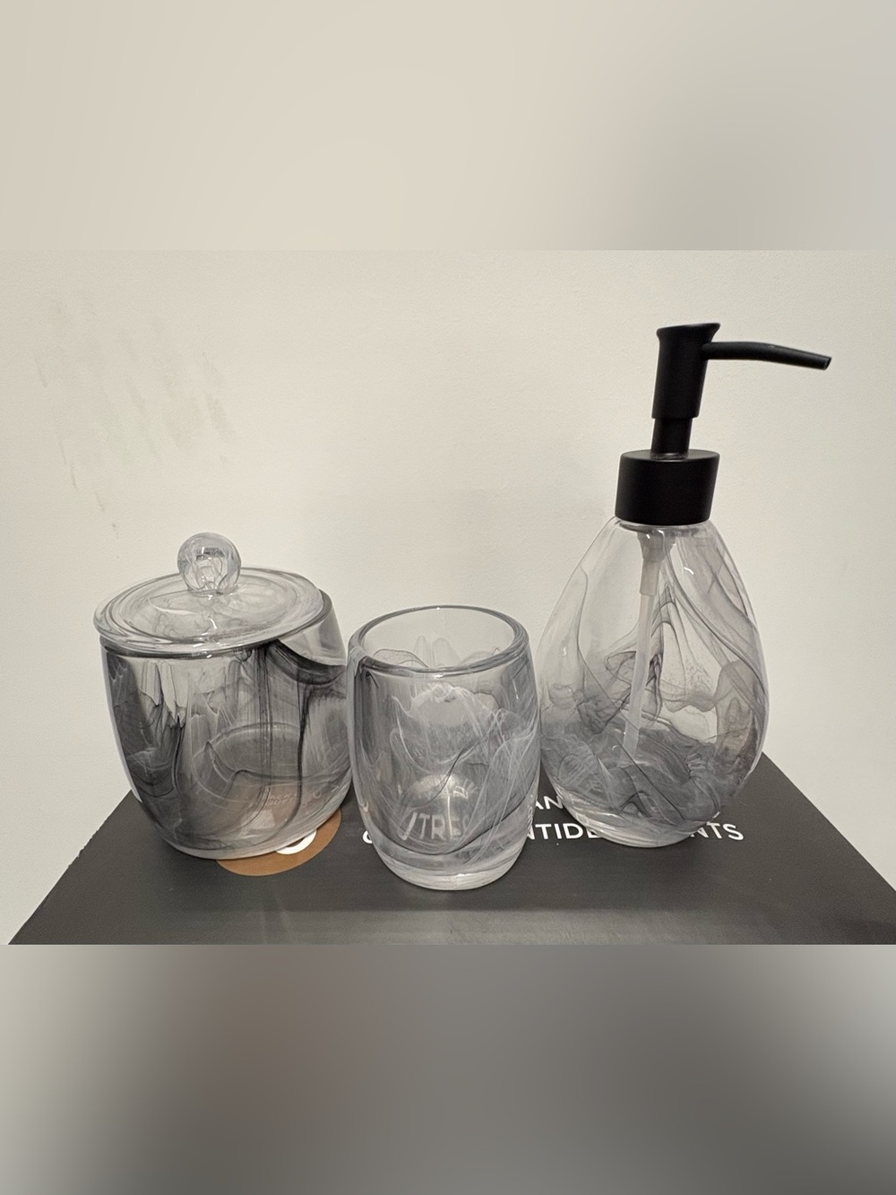 HOMESENSE - Gray Marble Glass Bath Set with Pump & Jar - Women Bath & Body